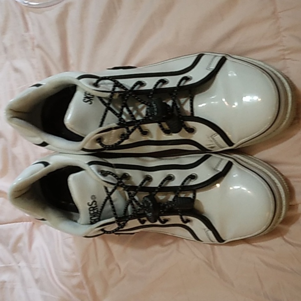 Skechers White and Black Patent Leather Heeled Boots